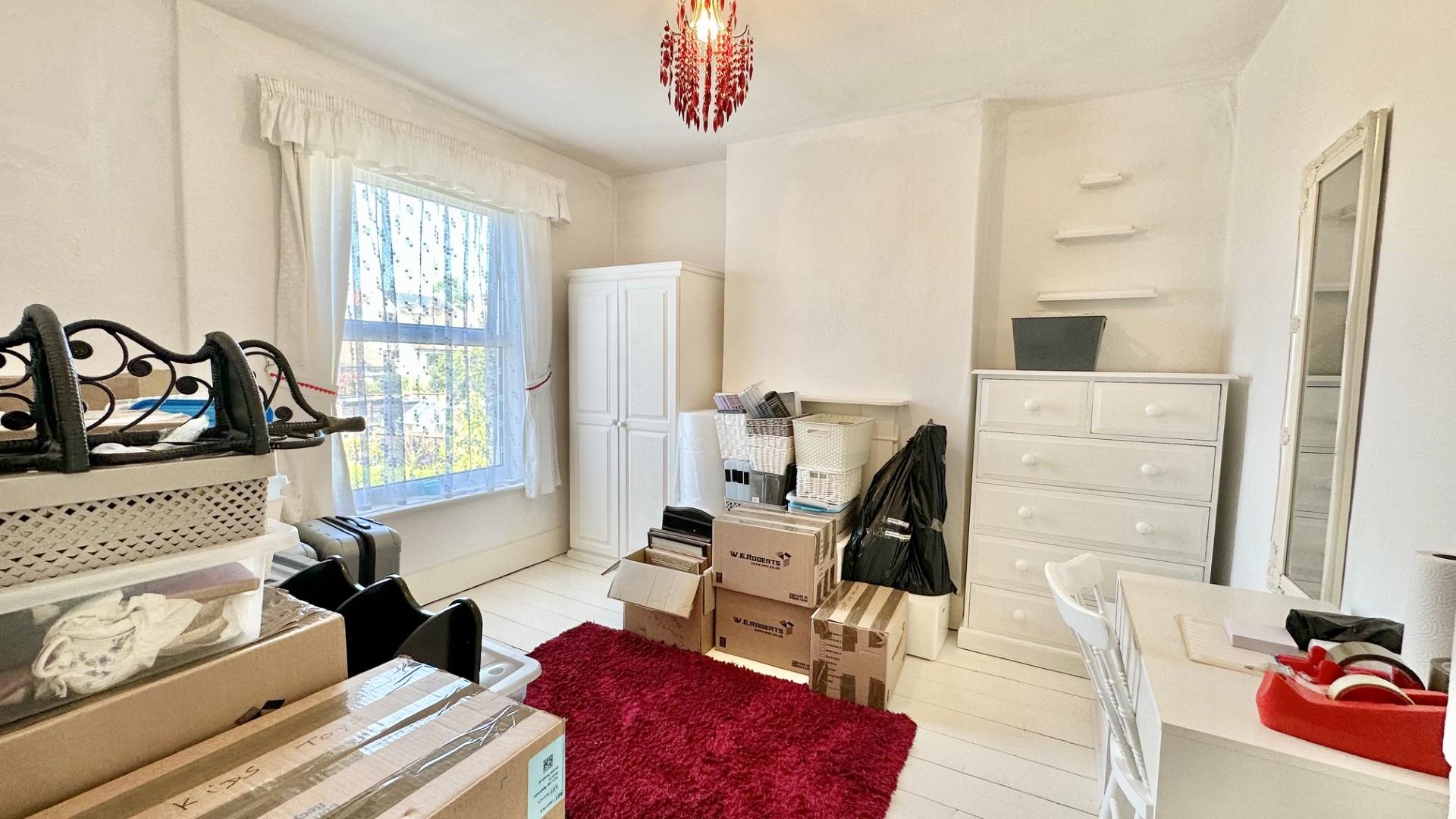 2 bed property in Percy Road, Hastings